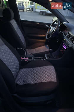 Седан Audi A6 1997 в 