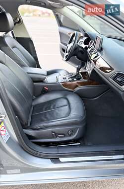 Седан Audi A6 2013 в 