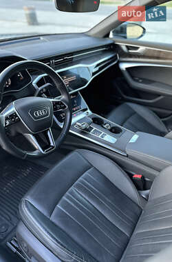 Седан Audi A6 2019 в 