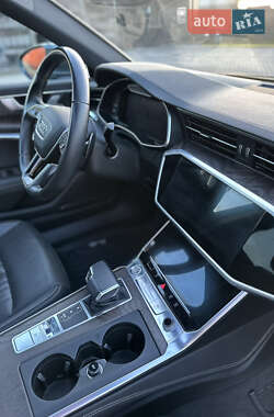 Седан Audi A6 2019 в 