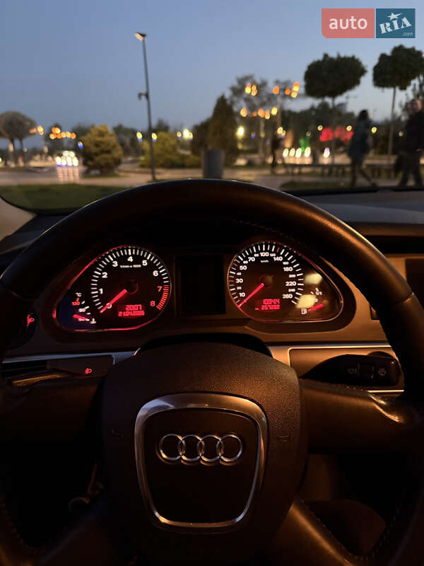 Седан Audi A6 2005 в Днепре