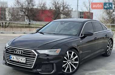 Седан Audi A6 2019 в 