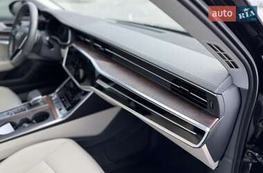 Седан Audi A6 2019 в 