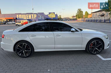 Седан Audi A6 2016 в 