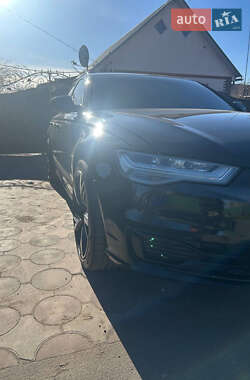 Универсал Audi A6 2016 в 
