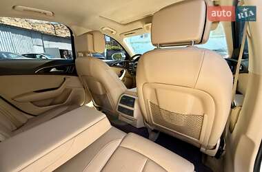 Седан Audi A6 2012 в 