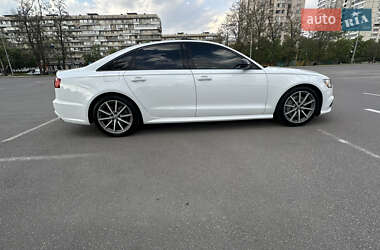 Седан Audi A6 2018 в 