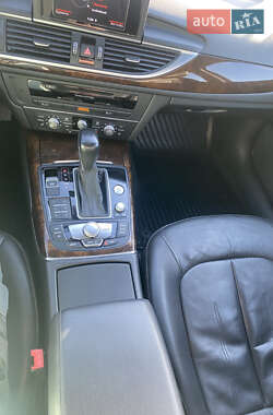 Седан Audi A6 2015 в 