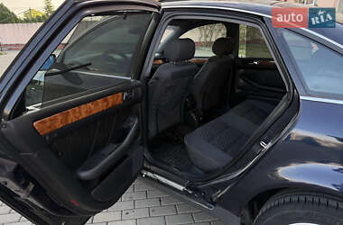 Седан Audi A6 1999 в 