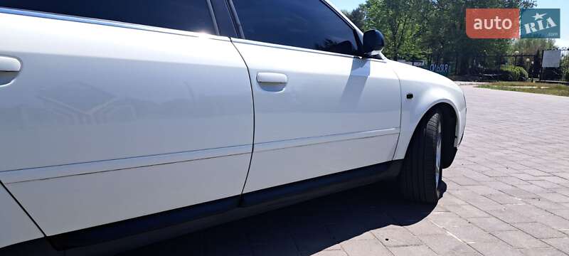 Седан Audi A6 1999 в Горішніх Плавнях