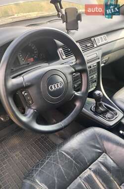 Седан Audi A6 1998 в 