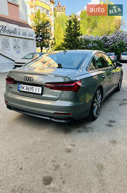 Седан Audi A6 2021 в 