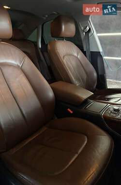 Седан Audi A6 2013 в 