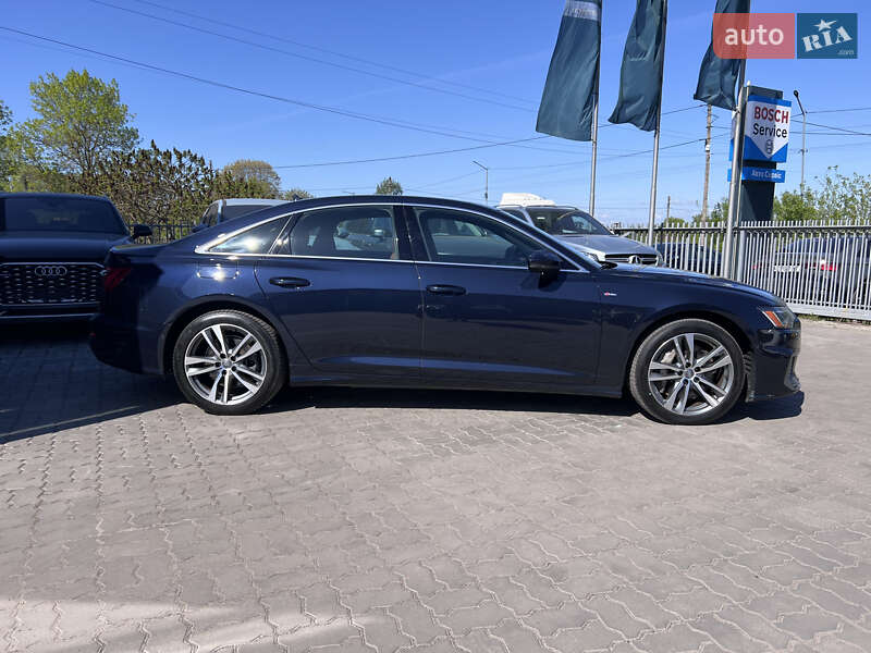 Седан Audi A6 2020 в Нововолынске