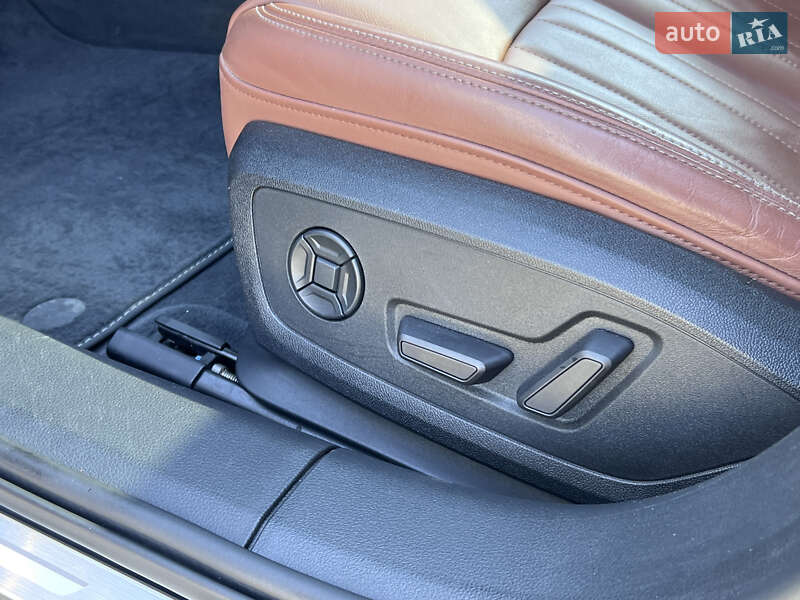 Седан Audi A6 2020 в Нововолынске