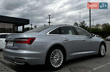 Седан Audi A6 2019 в 