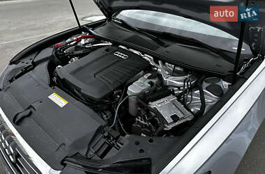 Седан Audi A6 2019 в 