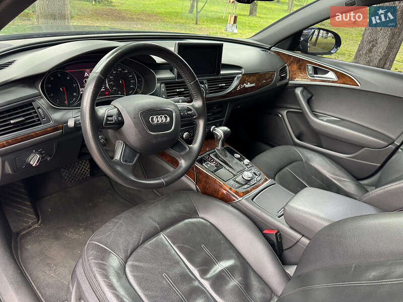 Седан Audi A6 2014 в Киеве
