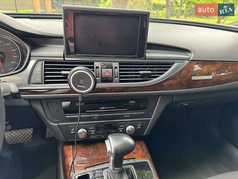 Седан Audi A6 2014 в Киеве