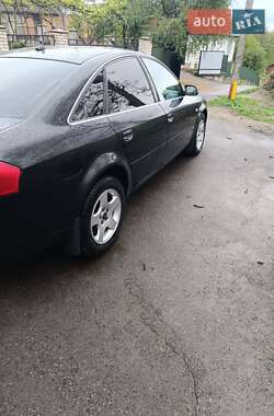 Седан Audi A6 2002 в 