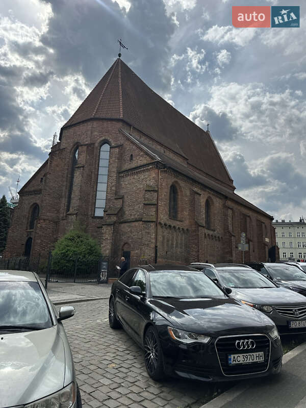 Седан Audi A6 2011 в 