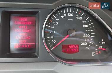 Седан Audi A6 2004 в 