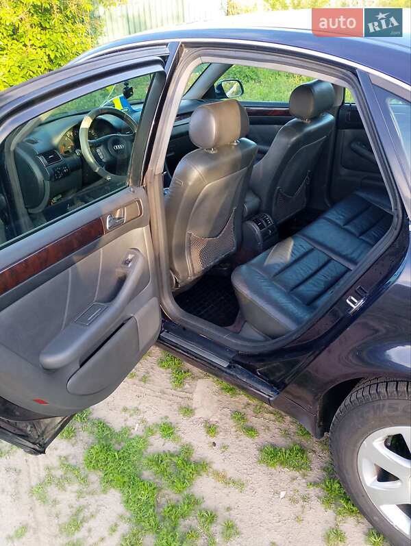 Седан Audi A6 2001 в Киеве