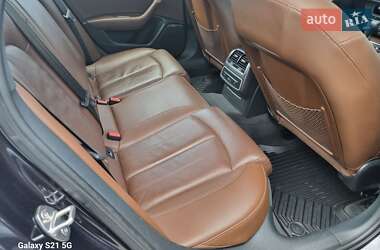 Седан Audi A6 2015 в 