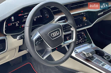 Седан Audi A6 2021 в 