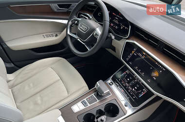 Седан Audi A6 2021 в 