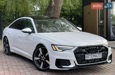 Седан Audi A6 2021 в 