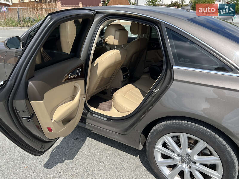 Седан Audi A6 2012 в Ізмаїлі