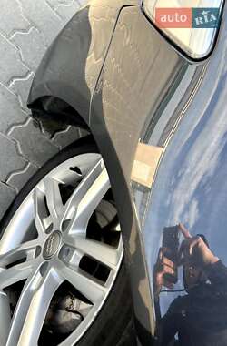 Седан Audi A6 2012 в 