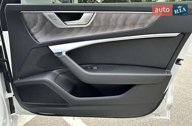 Седан Audi A6 2023 в 