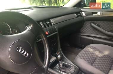 Седан Audi A6 2001 в Чернівцях