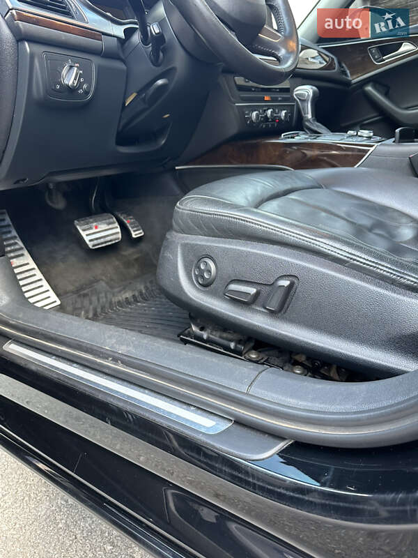 Седан Audi A6 2012 в Харькове