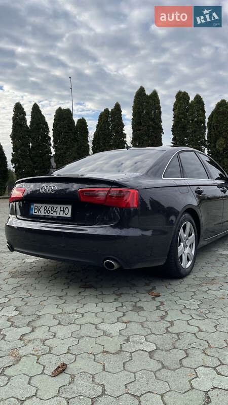 Седан Audi A6 2013 в Дубно
