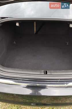 Седан Audi A6 2010 в 