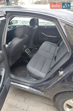 Седан Audi A6 1998 в 