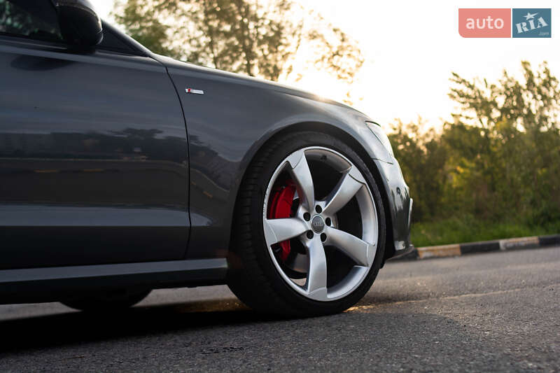 Седан Audi A6 2012 в Ужгороде