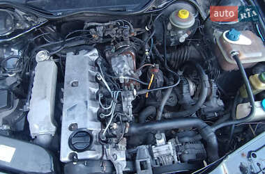 Универсал Audi A6 1997 в 