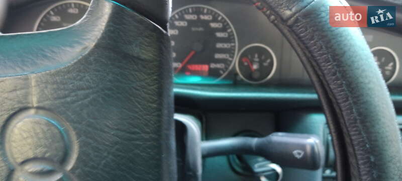 Седан Audi A6 1997 в Киеве