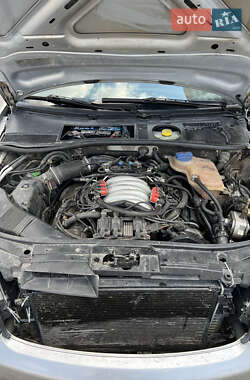 Седан Audi A6 2002 в 