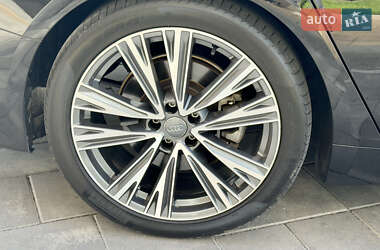 Седан Audi A6 2020 в 