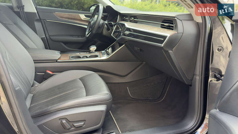 Седан Audi A6 2020 в Киеве
