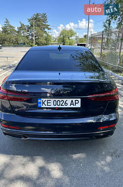 Седан Audi A6 2018 в 