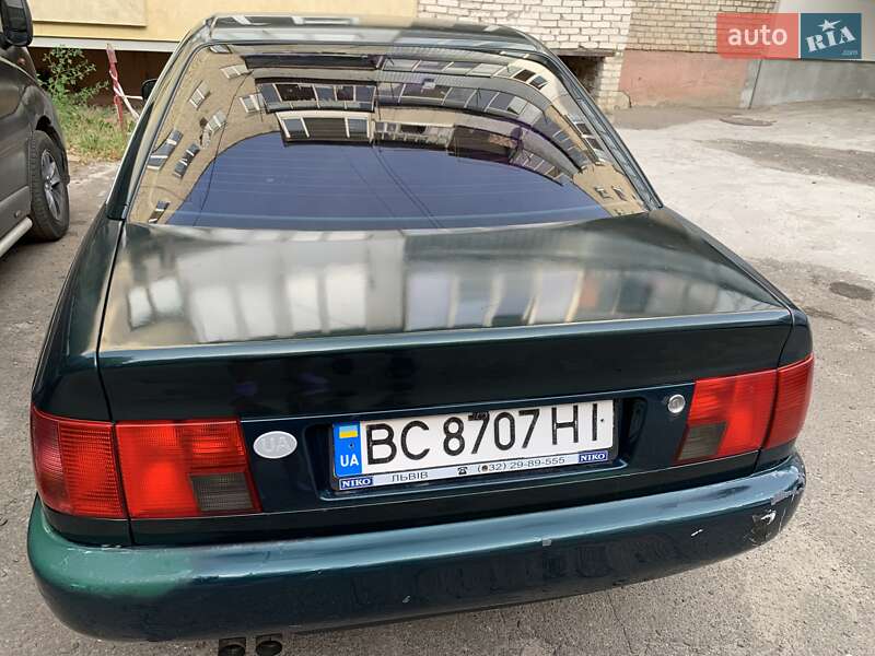 Седан Audi A6 1996 в Львові