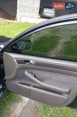 Седан Audi A6 2002 в 