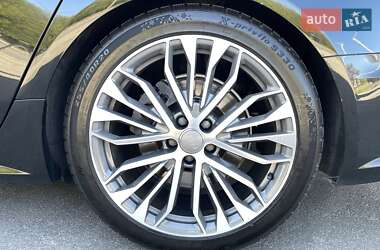 Седан Audi A6 2016 в 