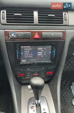 Универсал Audi A6 2002 в 